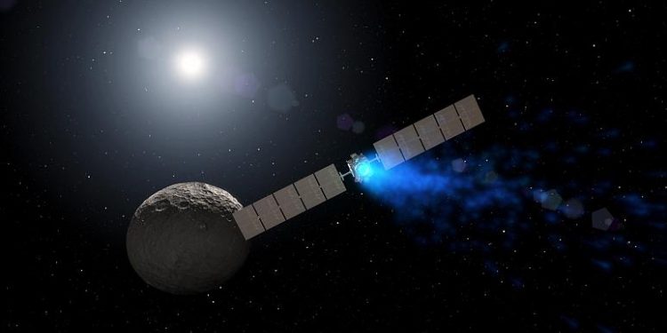 NASA, 700 kentilyon dolarlık altın keşfettiği asteroide sondaj aracı yolluyor