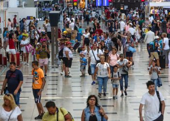 Turizmde Türkiye ve İspanya arasındaki makas daralıyor