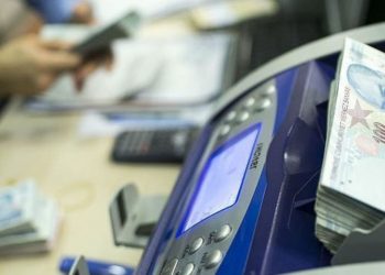 Bankalar açıldı, işlemler başladı