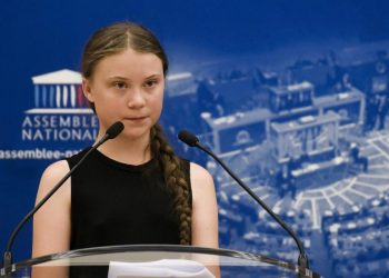 Greta, salgından etkilenen çocuklara yardım için bağış kampanyası başlattı