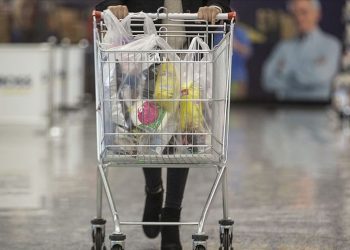 Türkiye’de enflasyon Mart ayında beklentinin üzerinde arttı