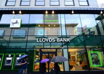 İngiliz bankaları kar payı ödemelerini askıya aldı