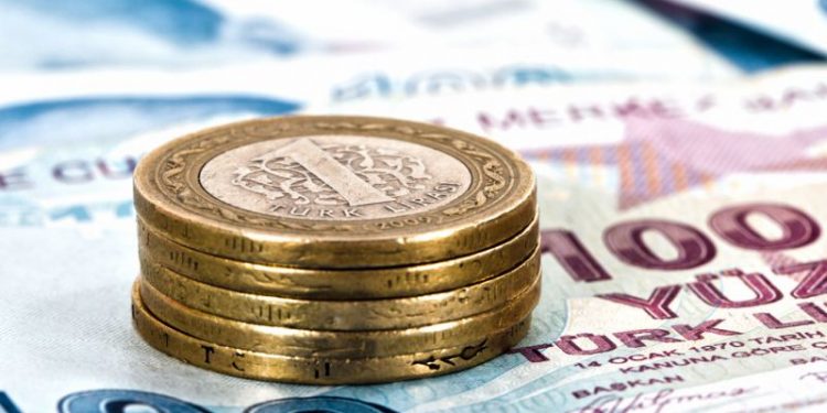 Dolar/TL 7’nin altında seyrediyor, sterlin hafif çıkışta