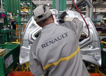 Renault 15 bin kişiyi işten çıkaracak