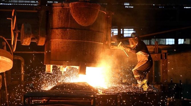Avrupa Birliği ve Türkiye’de sanayi üretimi sert düştü