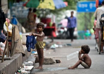 Dünya’daki “aşırı yoksulların” sayısı 1 milyarı aşabilir