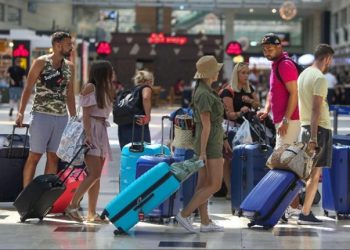 İngiltere Türkiye’yi ‘Yeşil Koridor’a dahil etti, Ağustos’ta İngiliz turist akışı başlıyor