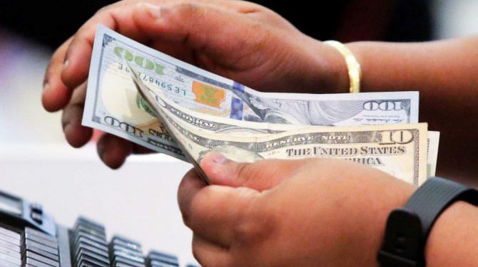 Türkiye’de bankalar döviz nakit çekim işleminden masraf almaya başladı