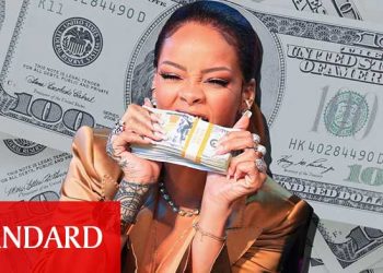 Rihanna, Forbes’un kendi girişimleriyle zengin olan kadınlar listesine girdi