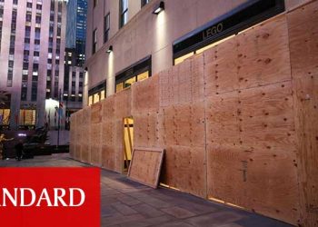 ABD’deki mağazalar, vitrinlerini seçim sonrası yağmaya karşı kapattı