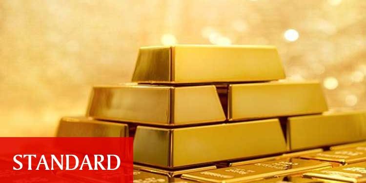 Altın aşı haberleriyle yatay seyretti