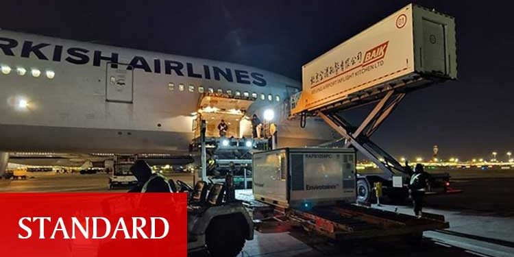 Çin’den sipariş edilen Covid-19 aşıları Türkiye’ye geldi