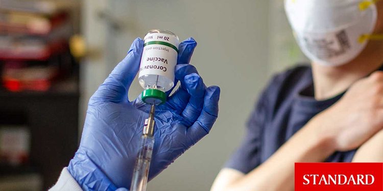 Dünyada 3 milyar 690 milyon dozdan fazla aşı yapıldı