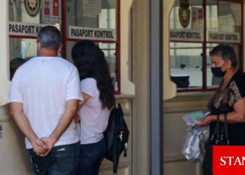 Aşılı kişilerin sınırdan testsiz geçebilmesi için çalışmalar sürüyor