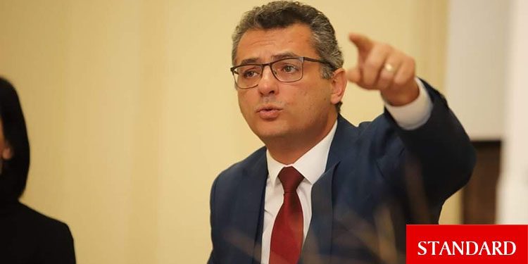 Erhürman: Aralık ayından beridir ülkede hükümet yok