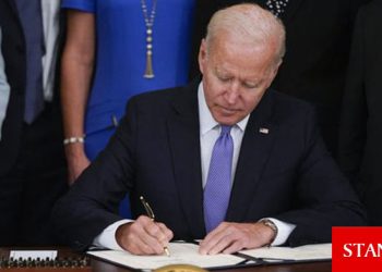 Biden, hükümete 9 hafta veren kararı imzaladı