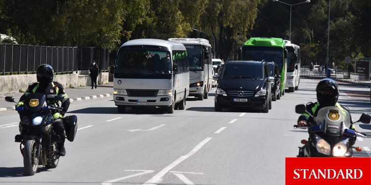 Kar-İş eylemi askıya aldı