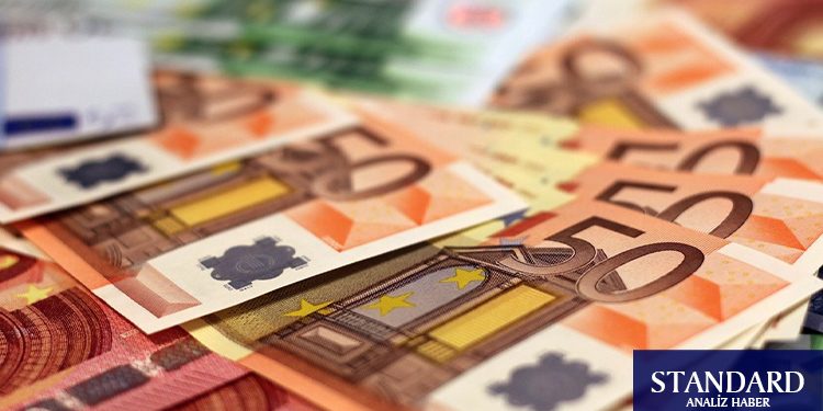 Türk Lirası 16 TL’yi aşan Euro karşısında hızlı düşüyor