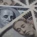 Yen, dolar karşısında 20 yılın dibinde