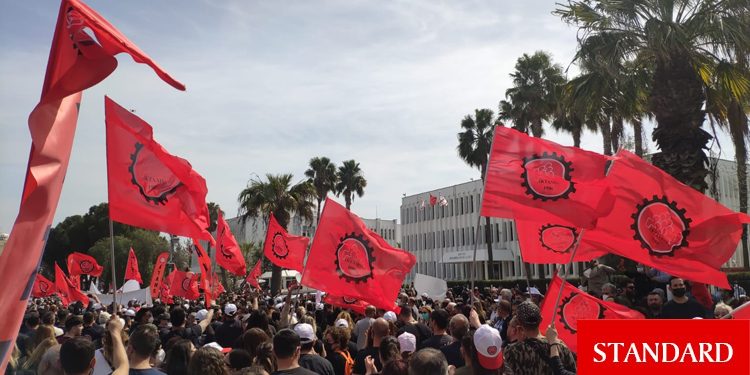 Toplumun ortak çığlığı: “Yoksullaşmaya Hayır”