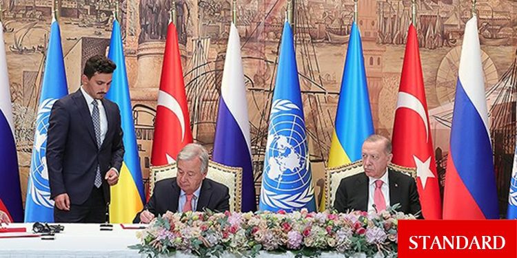 Tahıl anlaşması için tarihi imzalar atıldı