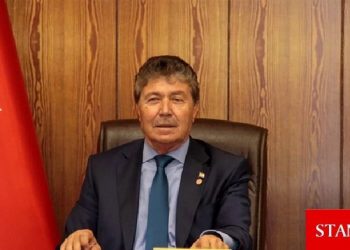 Başbakan Ünal Üstel, sosyal yardım alanların maaşlarına yüzde 42 artış yapıldığını duyurdu