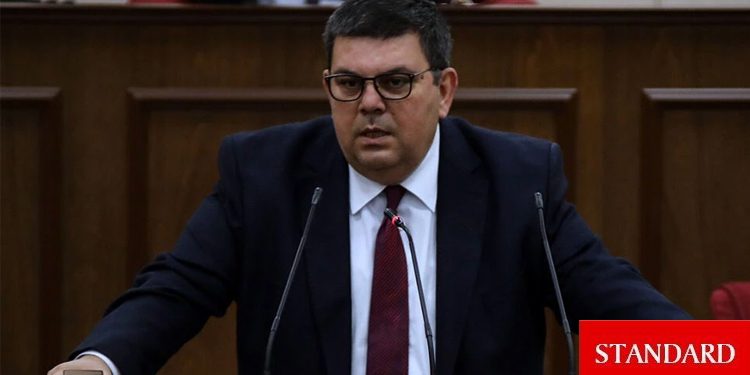 Maliye Bakanı Özdemir Berova: Hükümetin ortaya koyduğu politikalar sonucunda “canlılık” geldi
