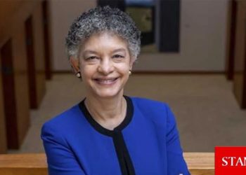 Boston Fed Başkanı Collins’den faiz yorumu