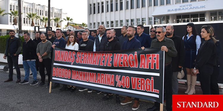 Sendikalar Başbakanlık önündeydi: Vergilerin 37’den 40’a yükseltilmesini kabul etmeyeceğiz