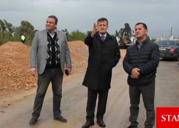 Bayındırlık ve Ulaştırma Bakanı Arıklı, Metehan’daki çalışmaları yerinde inceledi: “İki halk arasında güven artacak”