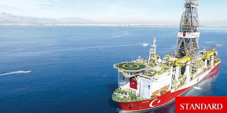 Enerji ve Tabii Kaynaklar Bakanı, Karadeniz’de birkaç ay içinde petrol keşfi için sondaj yapılacağını duyurdu