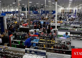 İngiltere’de perakende satışlar Mayıs’ta hafif büyüme gösterdi