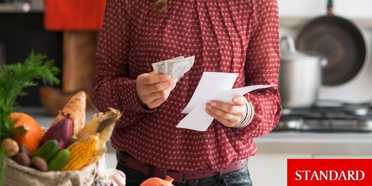 Sofralar zamlara tutsak! Bir aile, maaşın yarısını mutfağa harcıyor