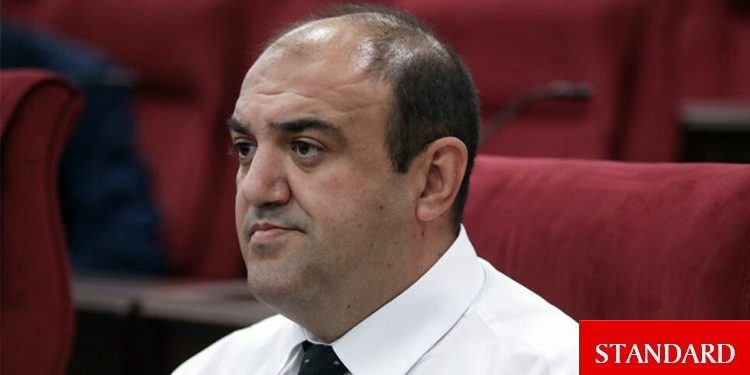 Devrim Barçın: Kamu maliyesi resmen iflas bayrağını çekme noktasına geldi