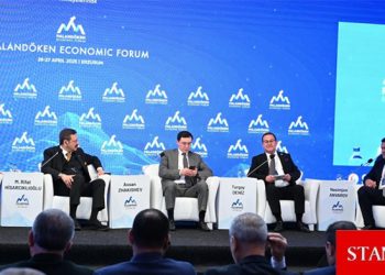 Turgay Deniz’den Ekonomik İşbirliği Teşkilatı devletlerine “Kuzey Kıbrıs’ta yatırım yapın” çağrısı