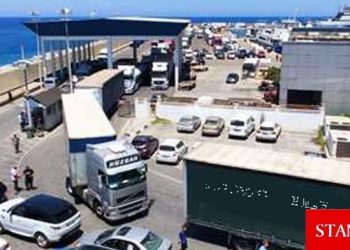 Girne Limanı’nda uyarı grevi