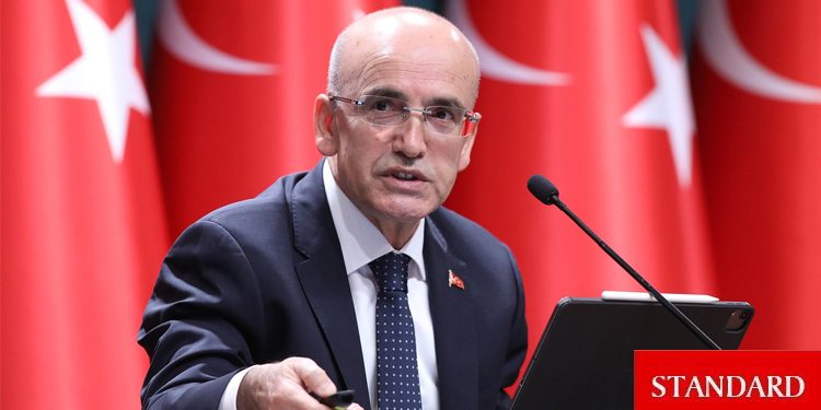 Bakan Şimşek: Turizm ekonomiye güç katmaya devam ediyor