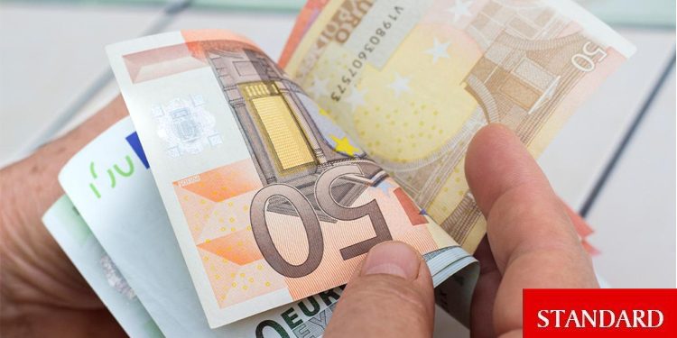 Güney Kıbrıs’ta her 10 çalışandan 2’si 3 bin euro üzeri kazanıyor