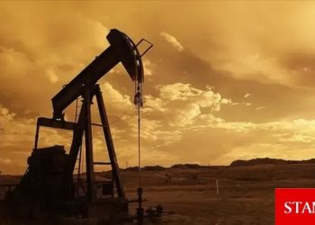 Petrol yaptırım tehdidiyle yükseldi