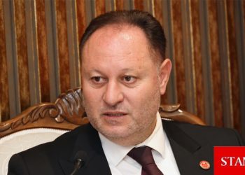 Öztürkler: Güney Kıbrıs tehlikeli bir oyun içinde