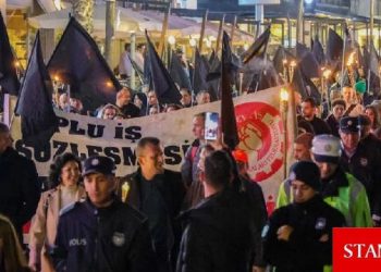 Kamuda yetkili beş sendikadan “Yolsuzluğa, Yoksulluğa ve Yok Oluşa Hayır” sloganıyla yürüyüş