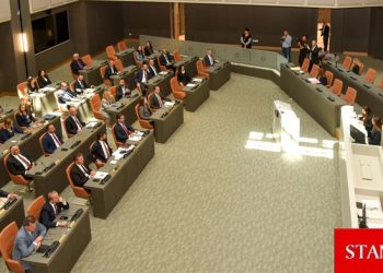 Meclis’te ekonomi tartışması: Çavuşoğlu gurur, Şahali kriz vurgusu yaptı