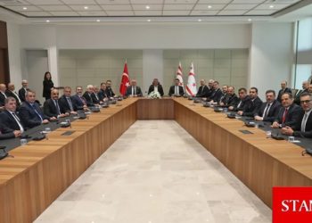 Erhürman, HATSO Yönetim Kurulu heyetini kabul etti