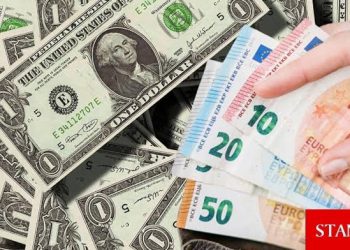 Dolar ve Euro haftaya yeni rekorla başladı